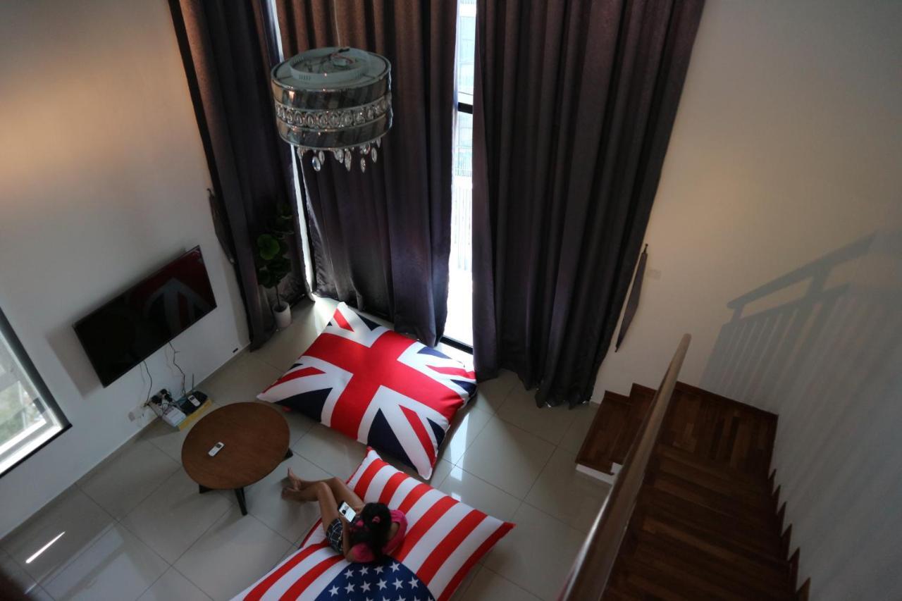 Vince'S Icity Soho Homestay Water Park Red Carpet Shah Alam Light City Central Exterior photo